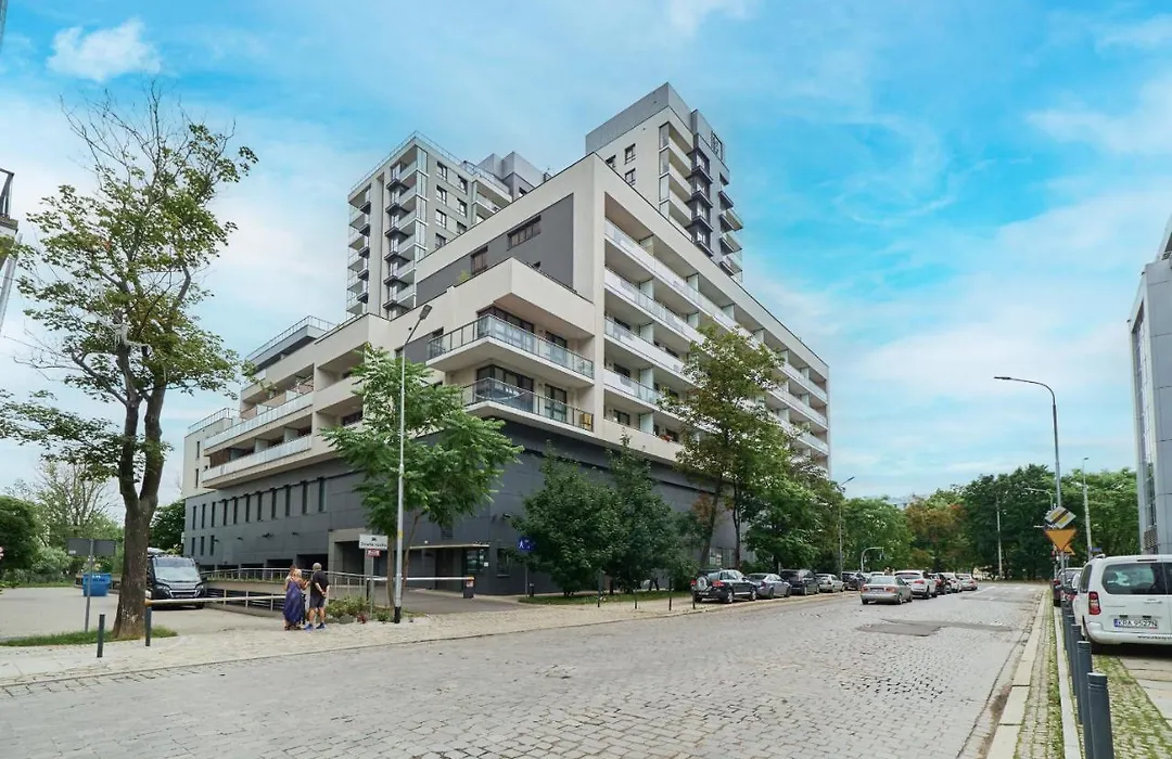 Odra Tower Apartments With Free Garage Wroclaw By Noclegi Renters-1