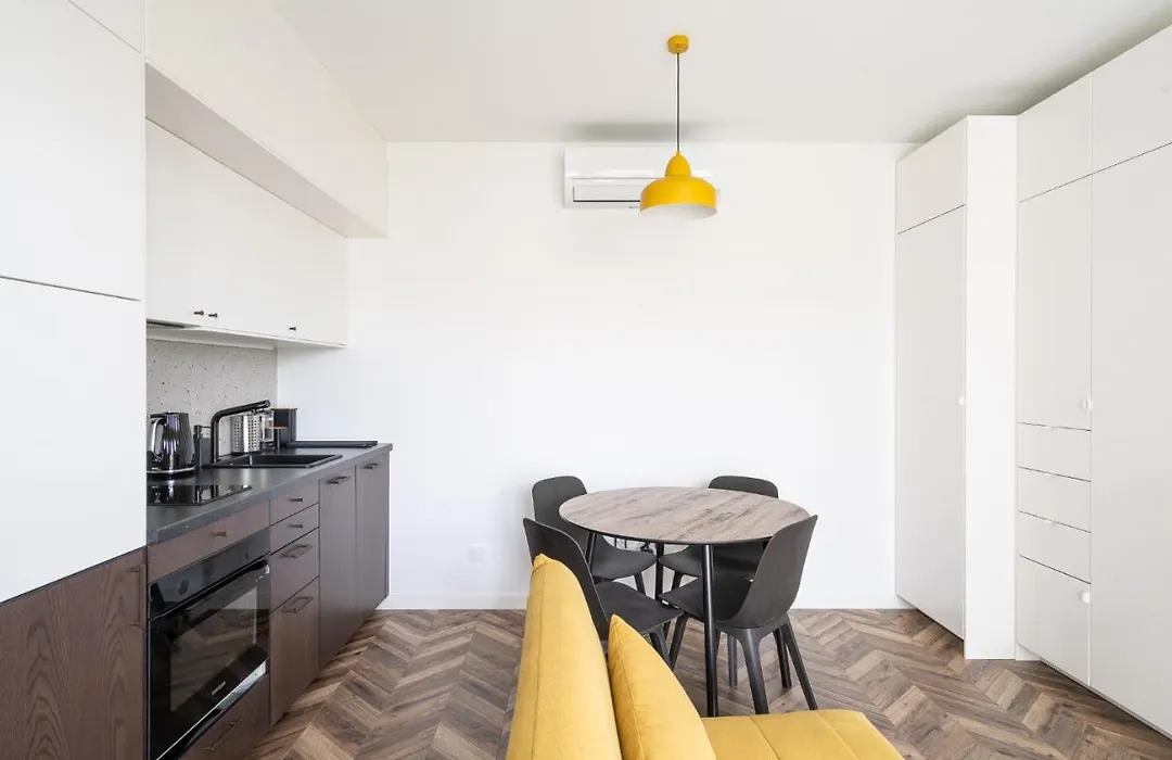 Rentplanet - Przedmiescie Olawskie-1