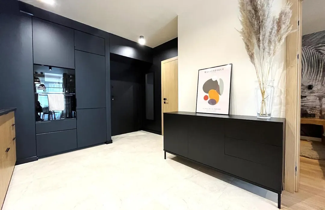 Wyszynskiego Apartment - Self Check-In 20H - Parking &Lift-1