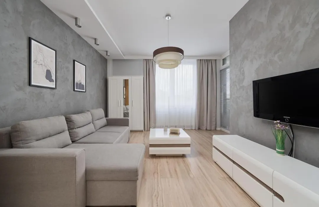 Modern Studio With Balcony For 4 Guests In Wroclaw By Noclegi Renters-1