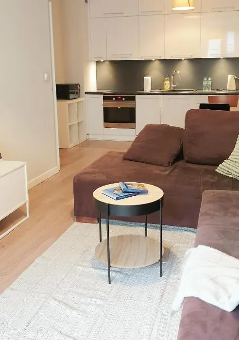 Klimatyczny apartament z balkonem w samym centrum Wrocławia - W6-1