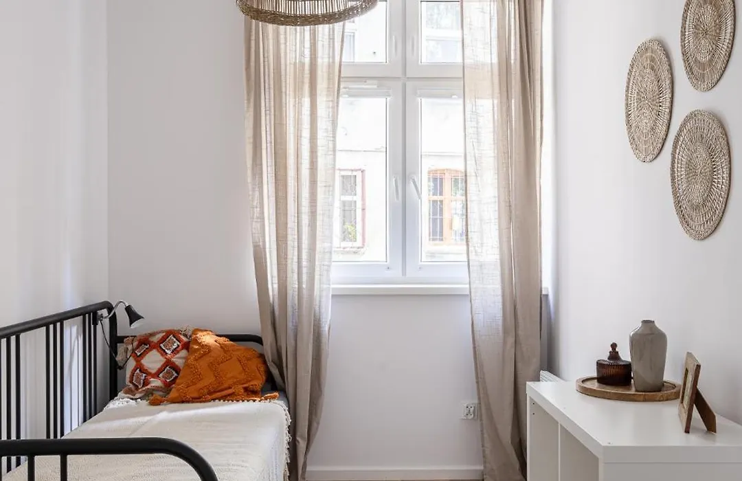RentPlanet - Apartament Cybulskiego-1