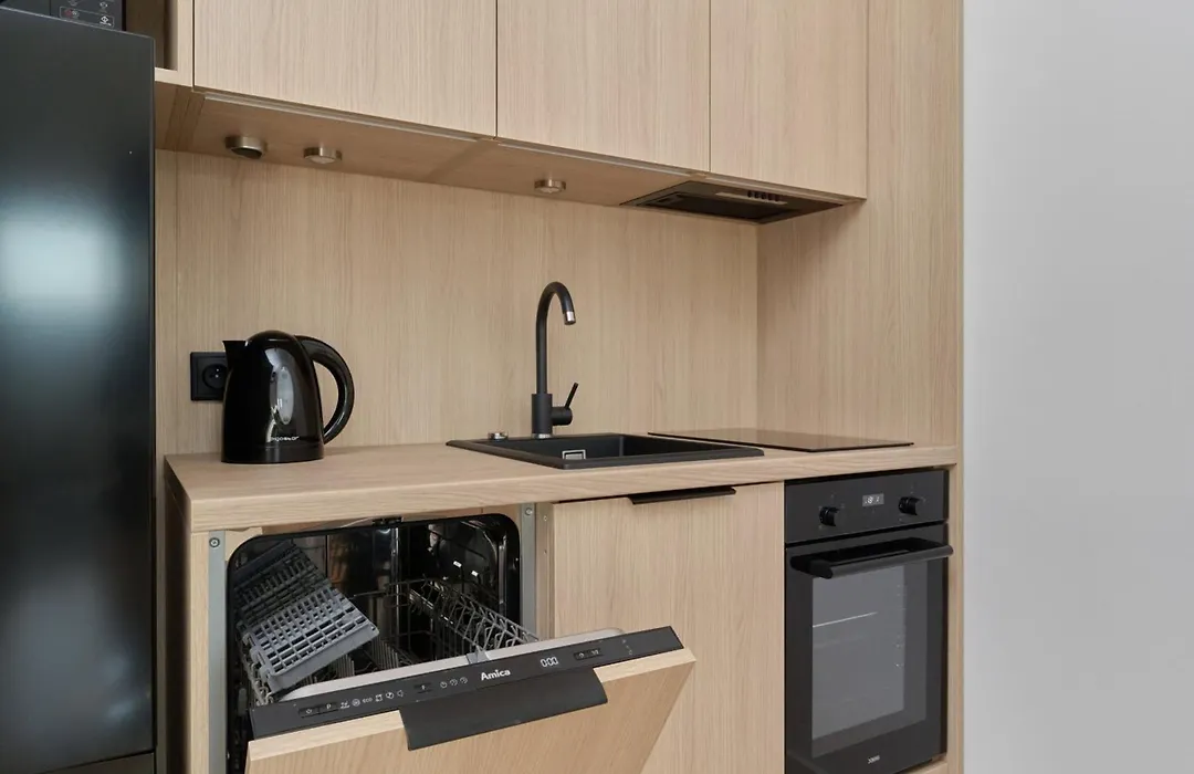 Tasteful Apartment With Free Garage And Balcony By Noclegi Renters-1