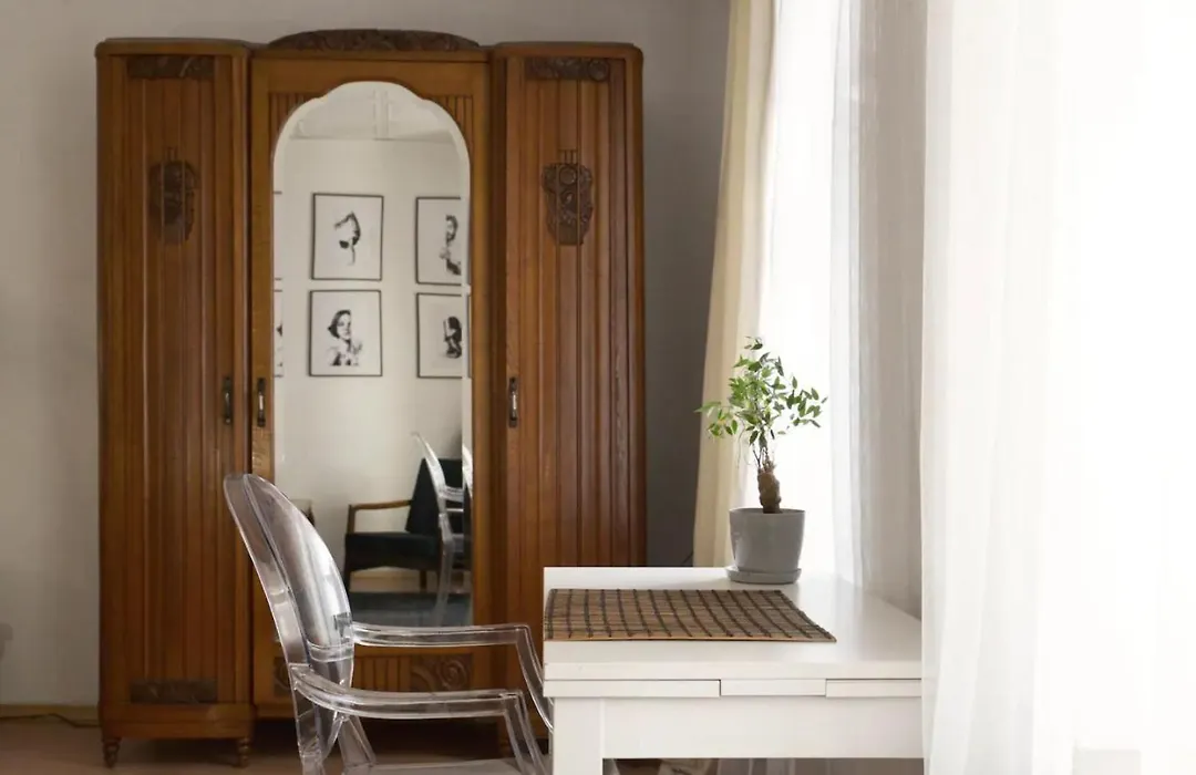 Vintage Rooms / Old Town Wroclaw / City Center-1