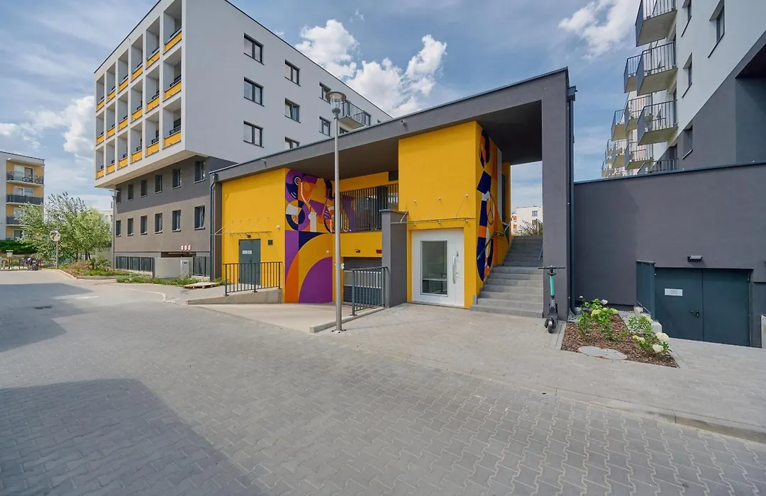 Exclusive Apartment With Balcony & Parking Wroclaw By Renters Prestige-1