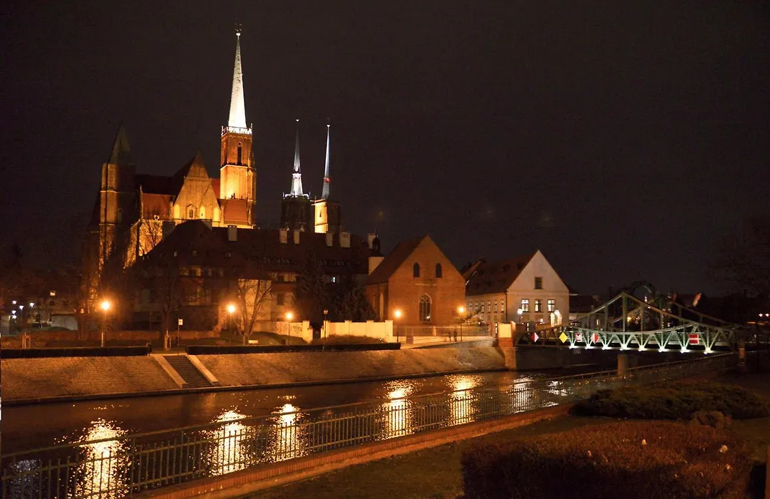 Rooms In Historic Heart Of Wroclaw-1