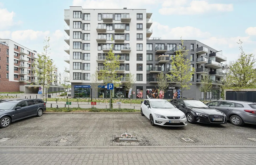 Luksusowy Apartament z 3 Sypialniami, Klimatyzacją, Parkingiem i Biurkiem we Wrocławiu by Renters Prestige-1