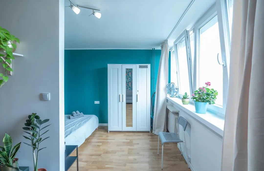 Green Studio In The City Center Of Wroclaw-1