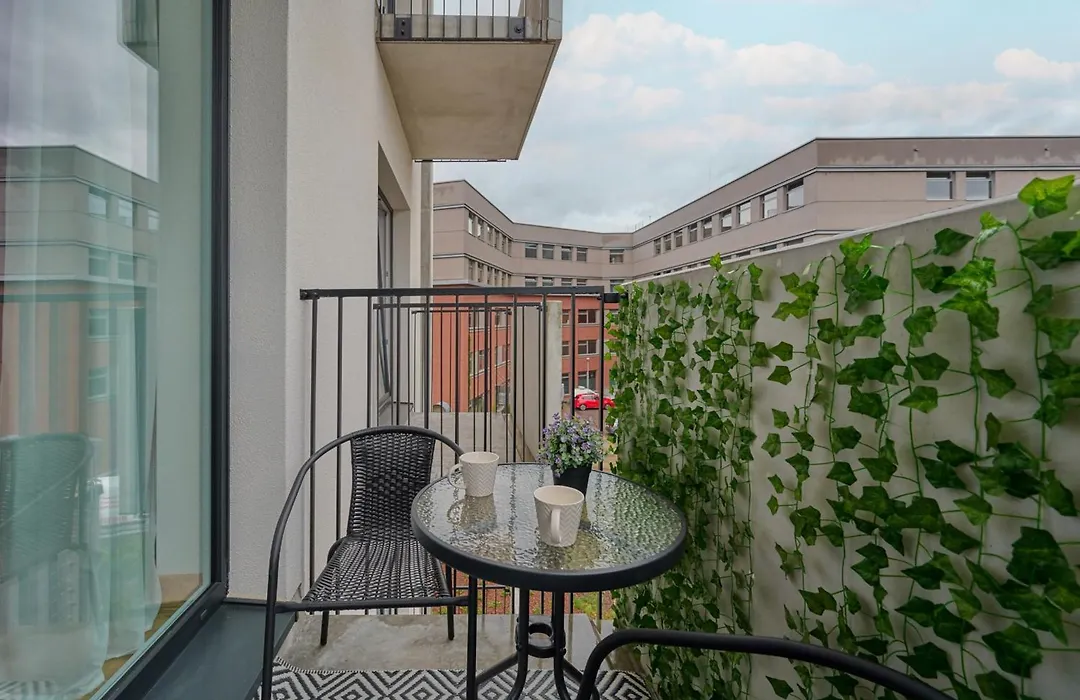 Modern Studio Slonimskiego With Balcony By Noclegi Renters-1