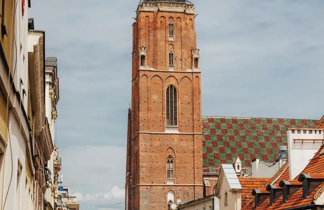 Apartament Rynek Kielbasnicza-1
