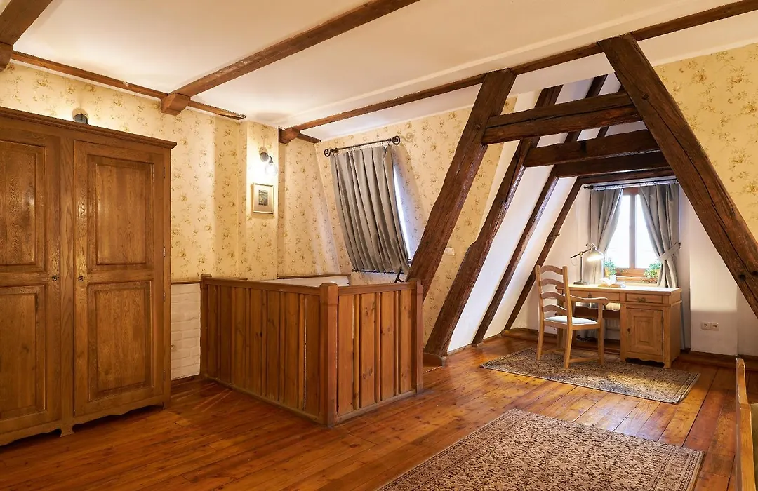 Vincent Oldtown Apartments-1