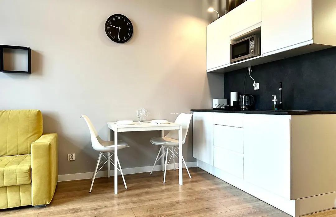Zarembowicza Apt 37 - Self Check-In 20H - Parking &Lift-1