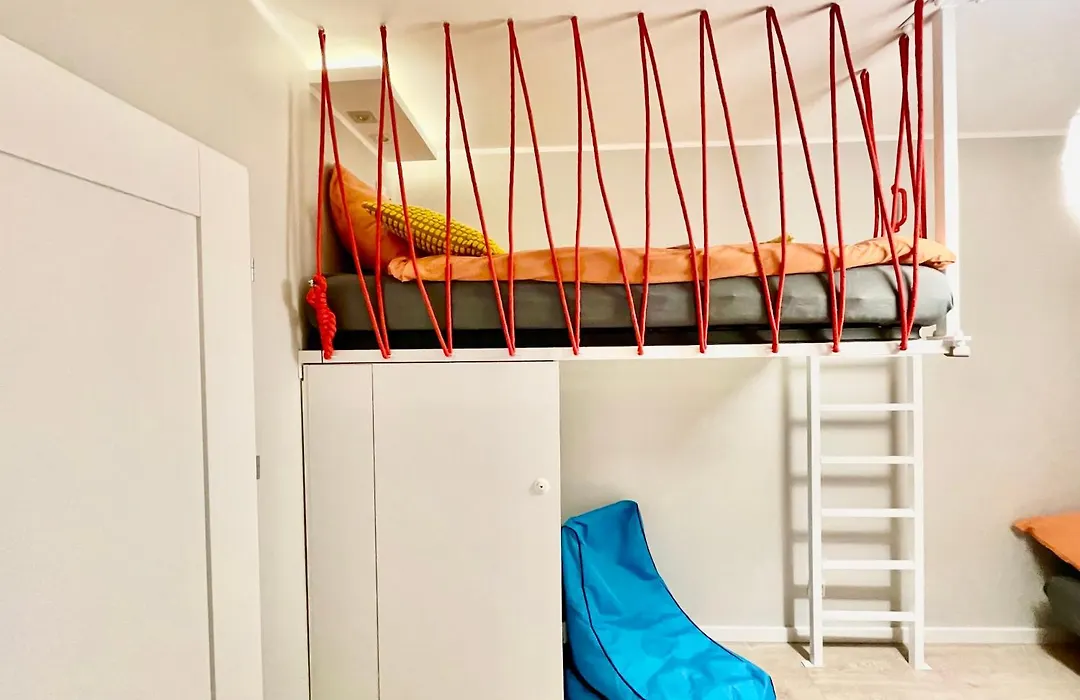 Comfortable Apart, Old Town, 2xFree parking, hanging bed, Wi-Fi, lift, aircon,self check-in 24h, Stare Miasto, winda, nowy budynek, garaż 0 zl, klima-1