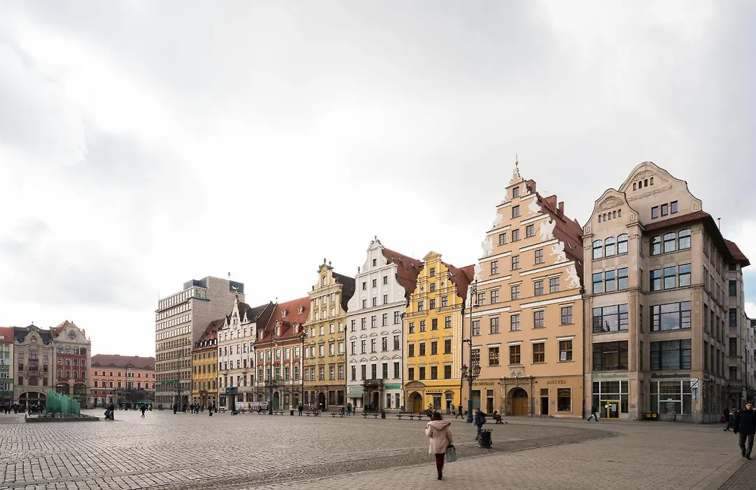 Rynek 2A - Old Town-1