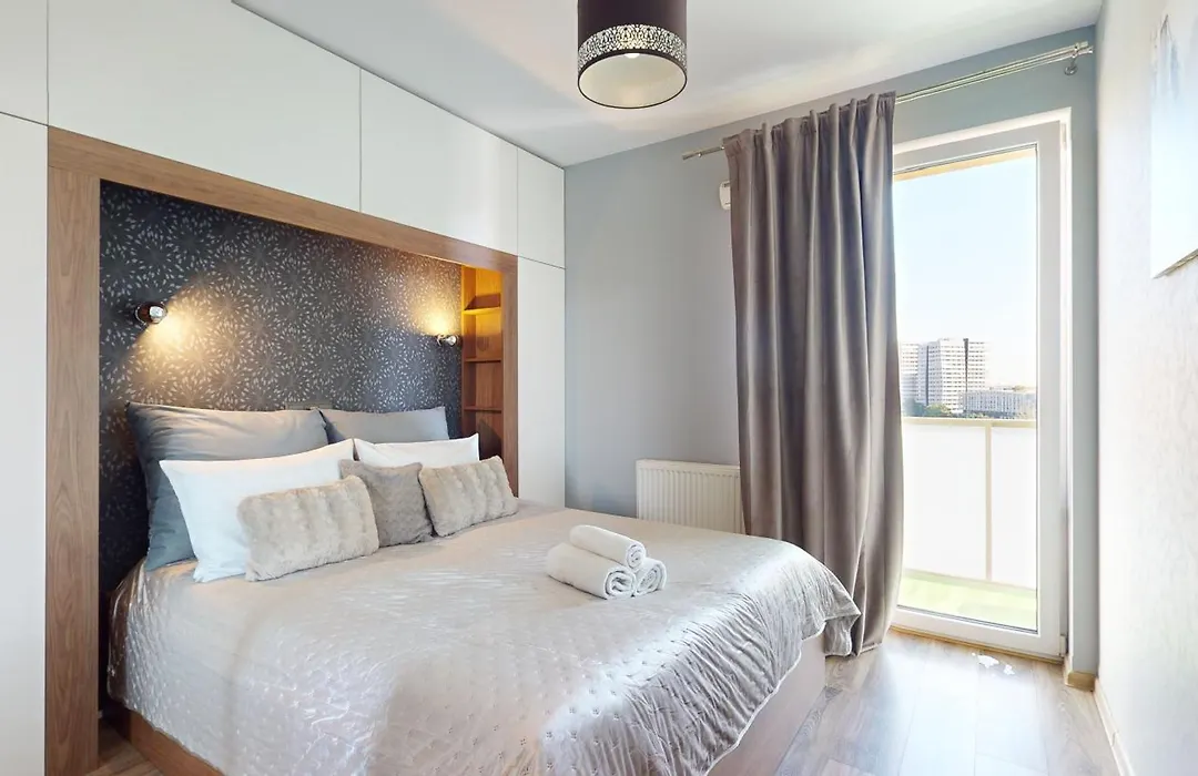 Dmowskiego Downtown Residence by WroApart Pl-1