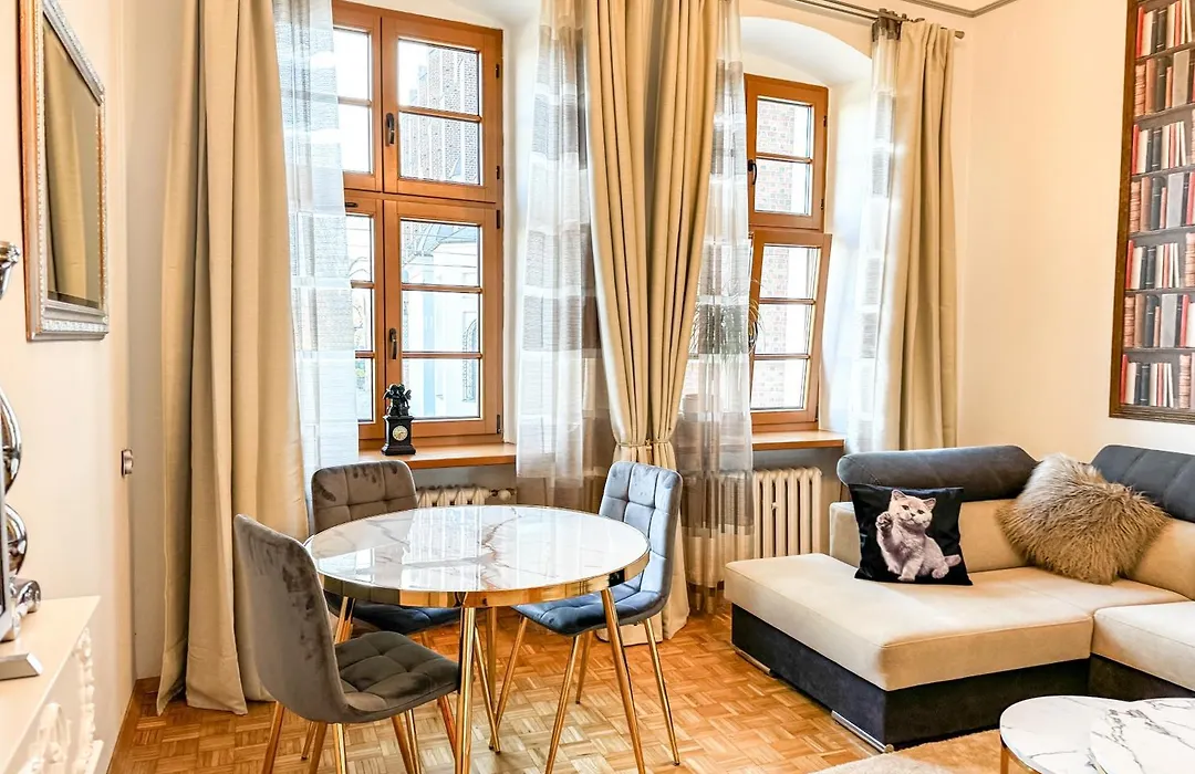 Luxury Decor & Amazing Island Views, Center! 5Mins Rynek-1