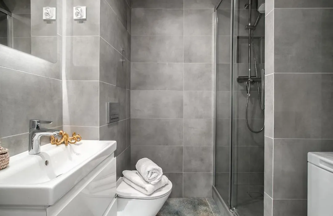 Nowy Świat Suite-1