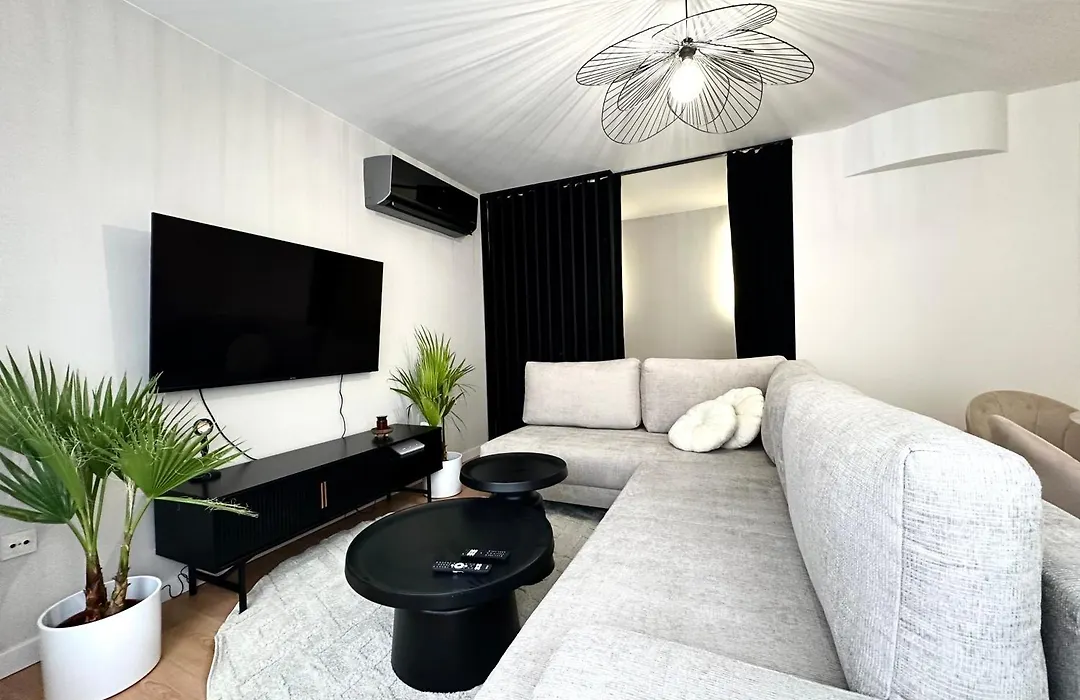 Igielna Apartment -100M From Old Town I Ac I Fast Wifi I Self Check-In-1