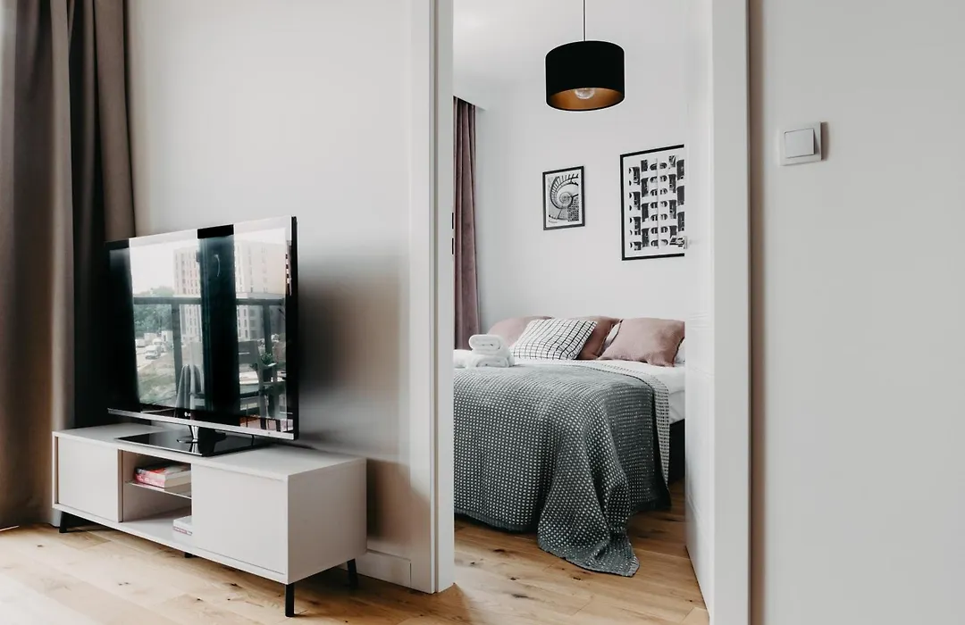 Białowieska 67 - Apartament z sypialnią, balkon w Porcie Popowice - Fair Rentals-1