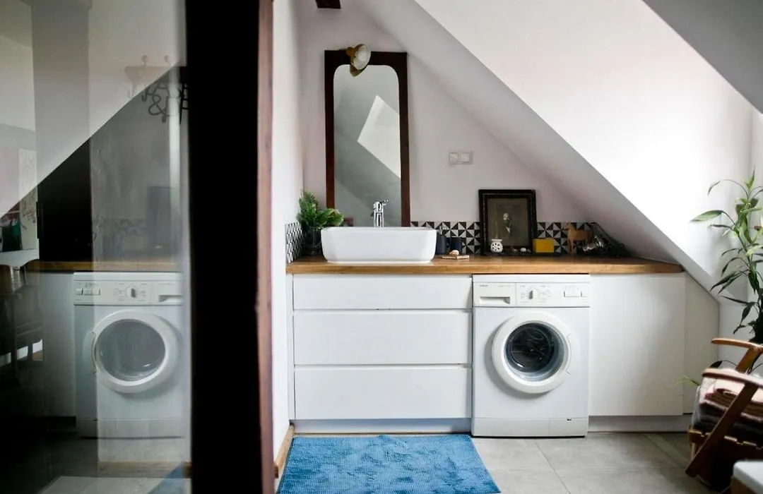 Stylowy, przestronny apartament 80m2 na zielonej ulicy w centrum-1