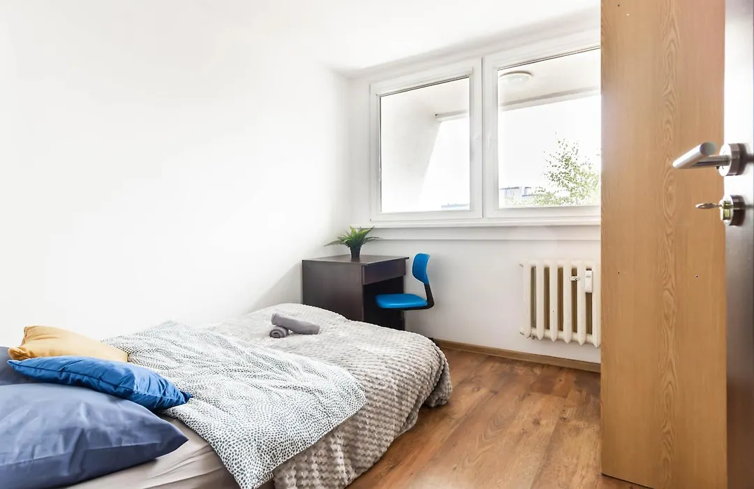 CityStay Młodych Techników-1