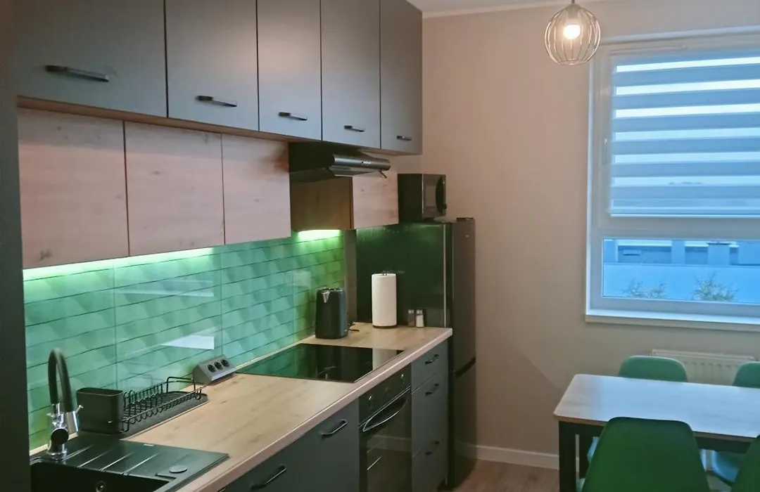 Apartament z Widokiem, wygodny Apartament z sypialnią, kuchnią i salonem, 47m2, bezpłatny garaż-1