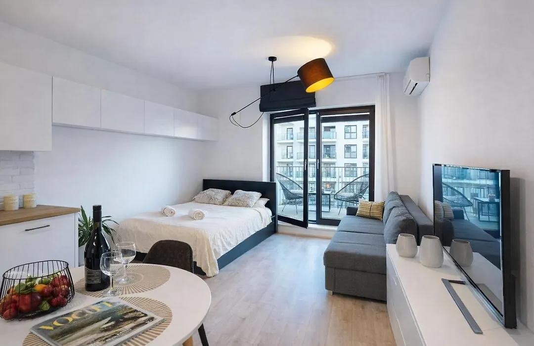 Nice Studio By The River With Parking And Air Conditioning Ac, Spa,Gym, River-1