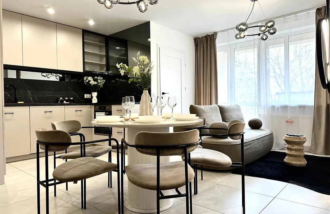 Laciarska 59 Apt 3 - 200M Main Square - Self Check-In 20H - Balcony-1