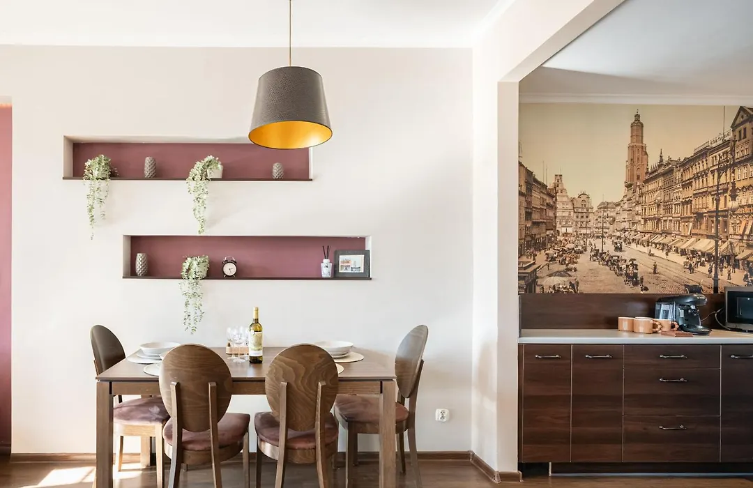 NiceOne Apartment Number 10 - W samym Centrum!-1