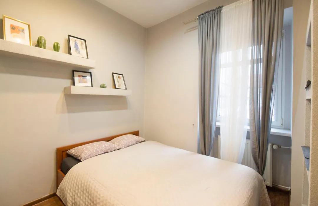 Happy Estate Apartments - Rynek-1
