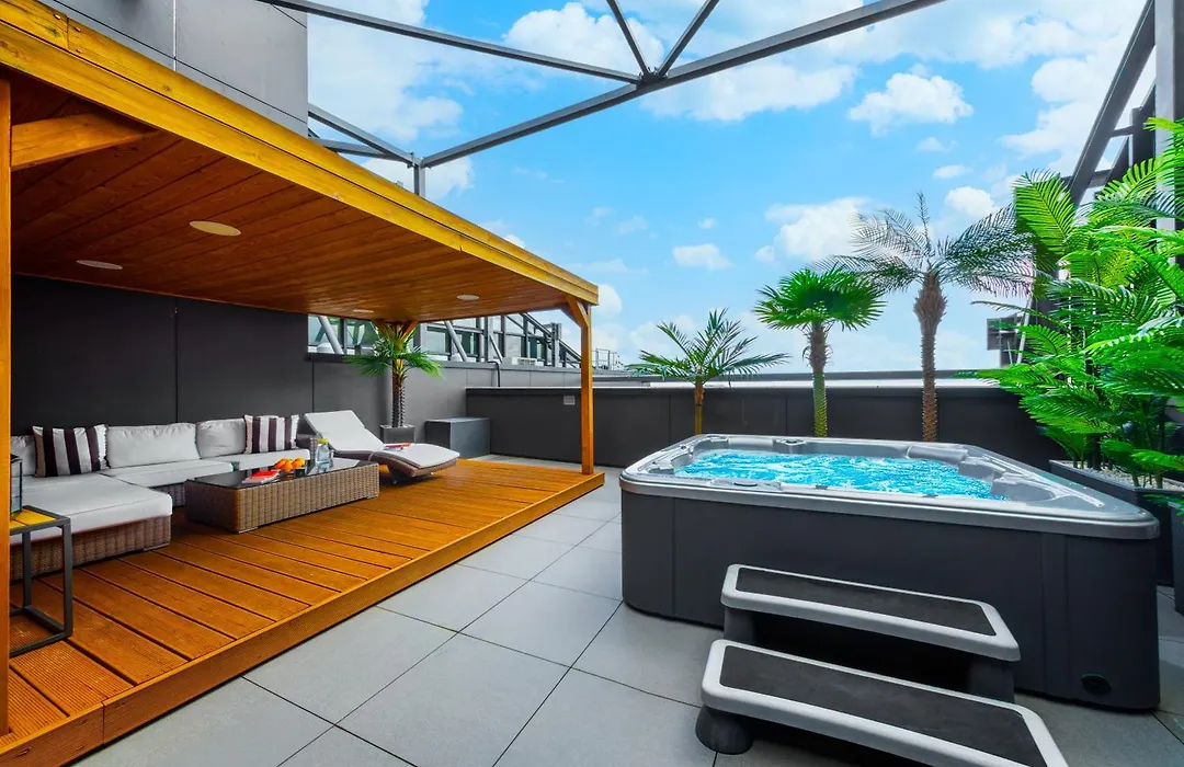 Apartamenty W Sky Tower-1