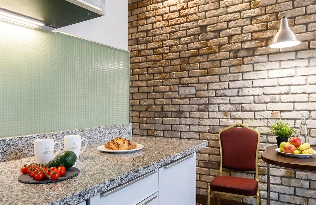 Golden Apartments Wroclaw- Cozy Studio - City Center&K24-1