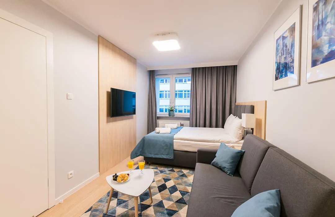Q17 Apartments Rynek-1