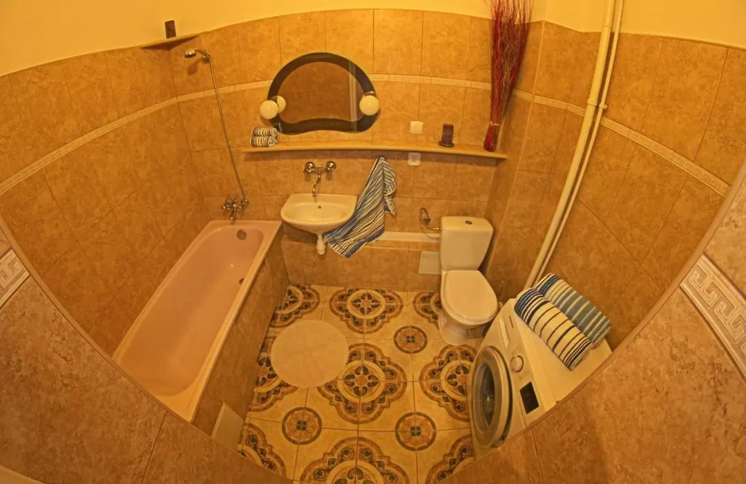 Central Old Town Apartment-1