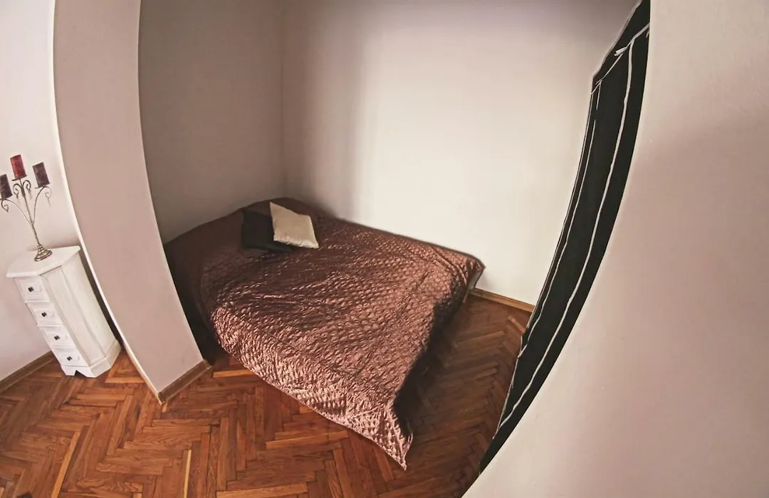 Central Old Town Apartment-1