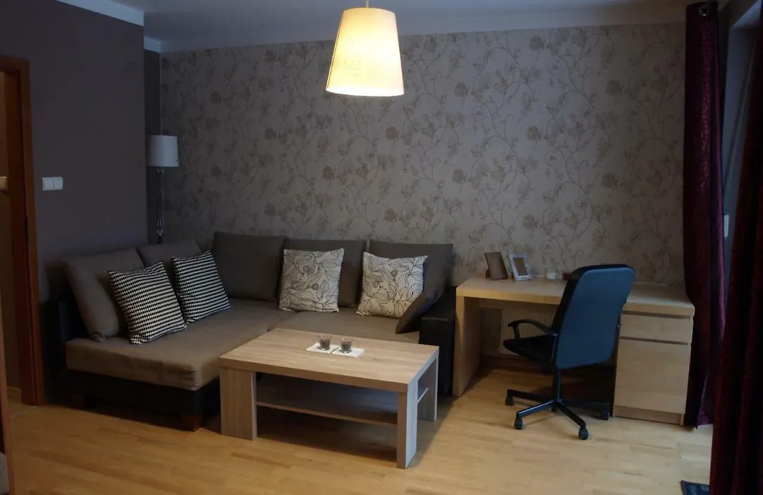Apartament przy parku-1