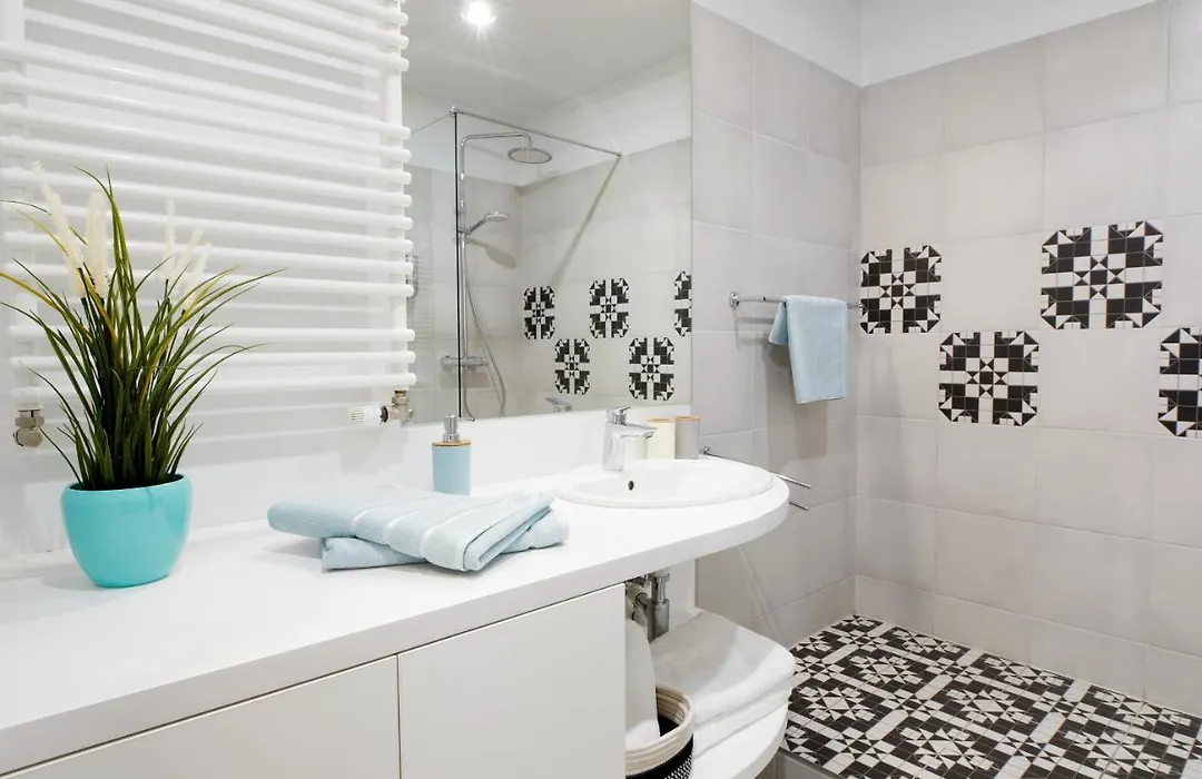 Cleopatra Apartment-1
