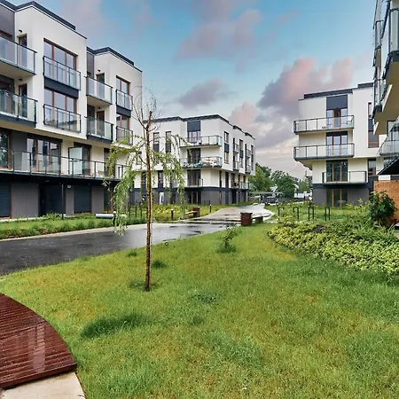 Exclusive Apartments Marina By Noclegi Renters-2