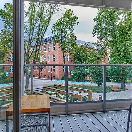 Sherlock Apartment-3