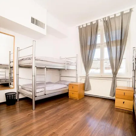 Max Berg Hostel-2