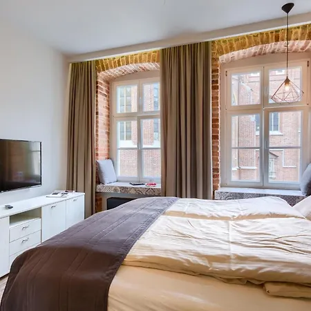 2/3 Apartments Old Town-2