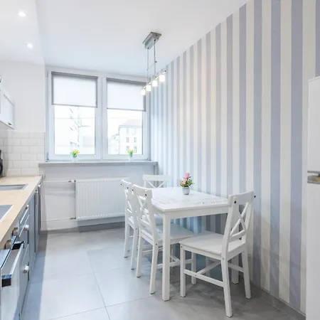 Apartamenty Na Szewskiej Przy Rynku I Jarmarku Bozonarodzeniowym-3