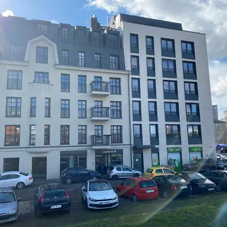 Przytulne studio w centrum i parking podziemny gratis-3