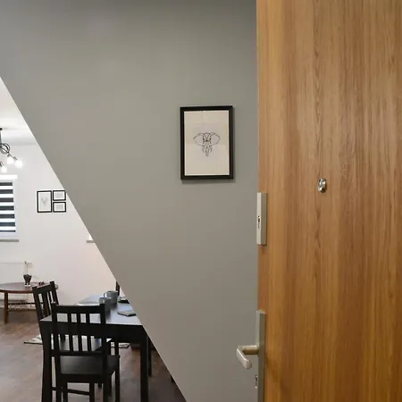 ✰Mansarda na Białoskórniczej✰5 minut od Rynku-3