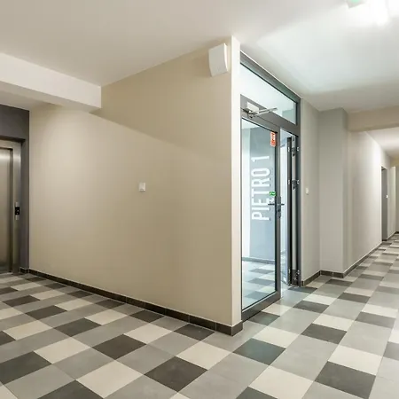 Sun House Apartment + Free Parking-3