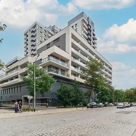 Apartments Odra Tower Wrocław by Renters-2