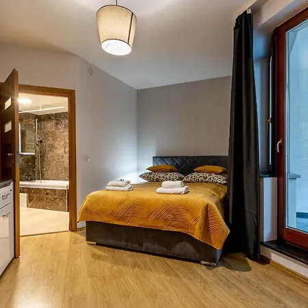 Apartament Just In Center-2