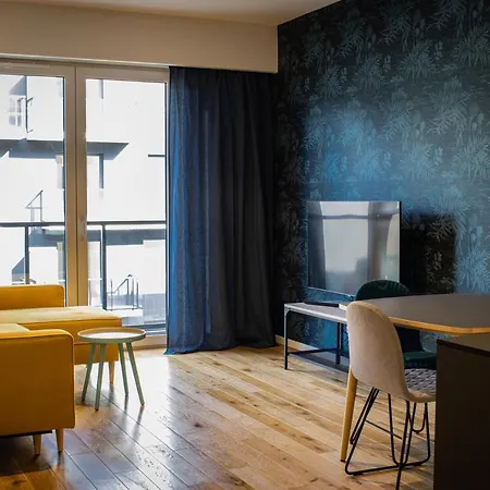 Urban Space Apartament 80 - Free Parking-3