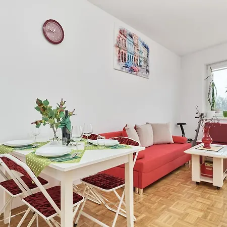Apartments Wroclaw Legnicka By Noclegi Renters-3