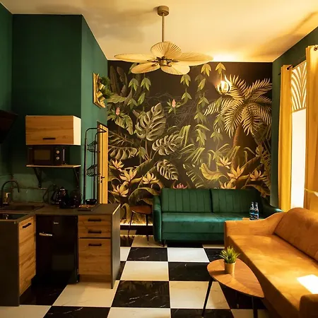Jungle Apartments-2